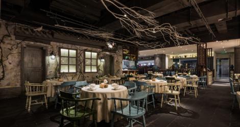 “隨物成器，巧在其中” 高品質(zhì)接待會所。